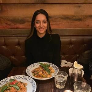 Meet your Posher, Akanksha